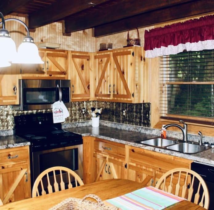 Rustic Black Bear Cabin 鸽子谷 外观 照片